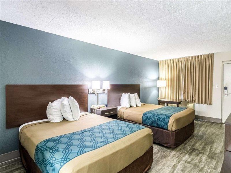 Econo Lodge Crestview Bagian luar foto