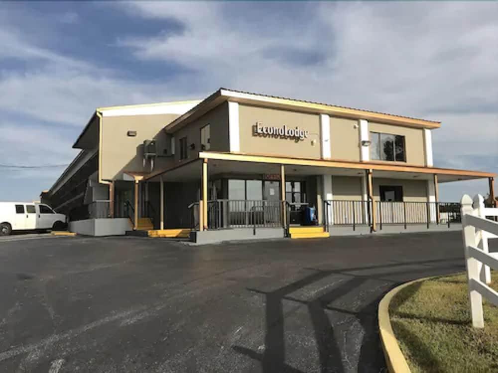Econo Lodge Crestview Bagian luar foto