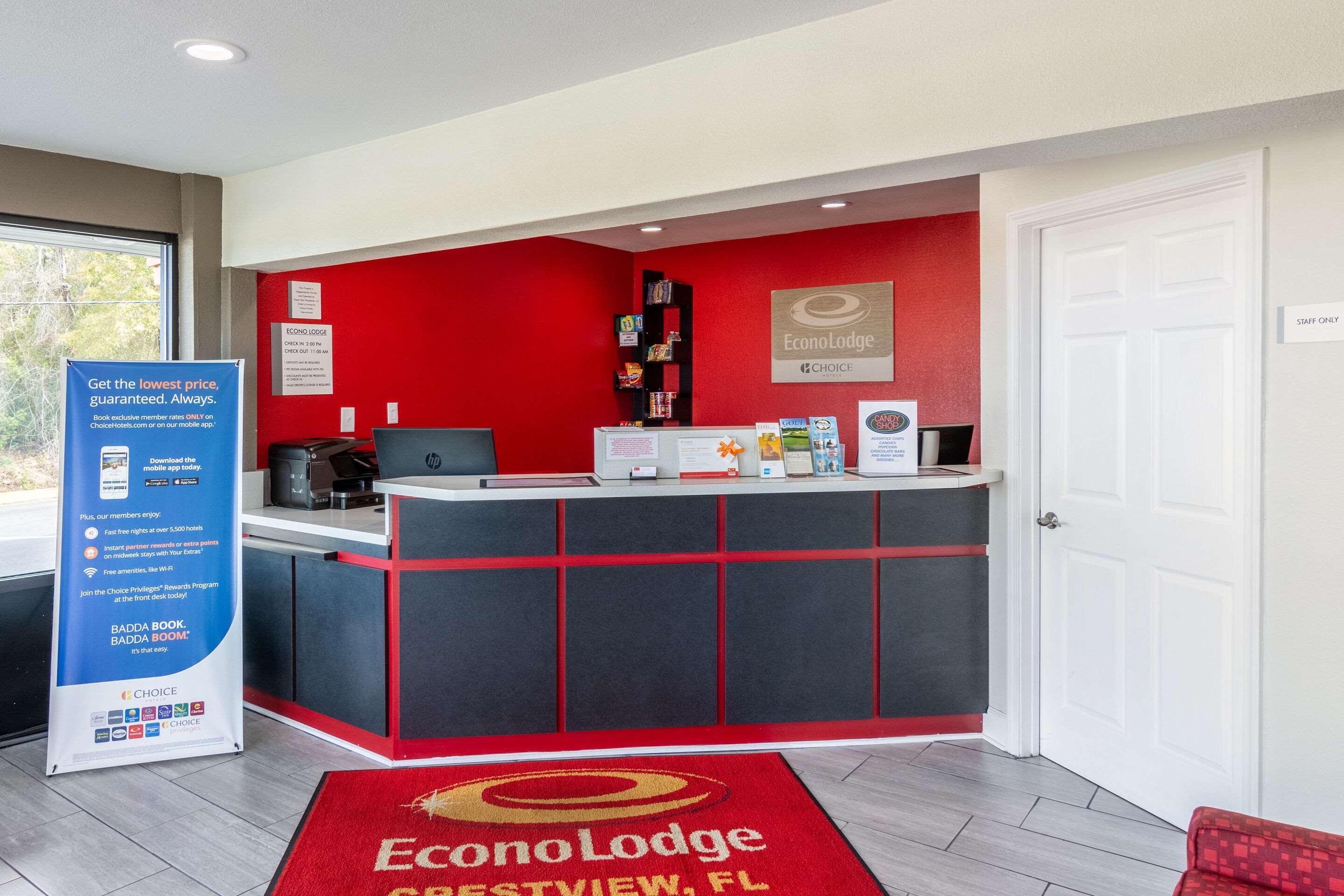 Econo Lodge Crestview Bagian luar foto