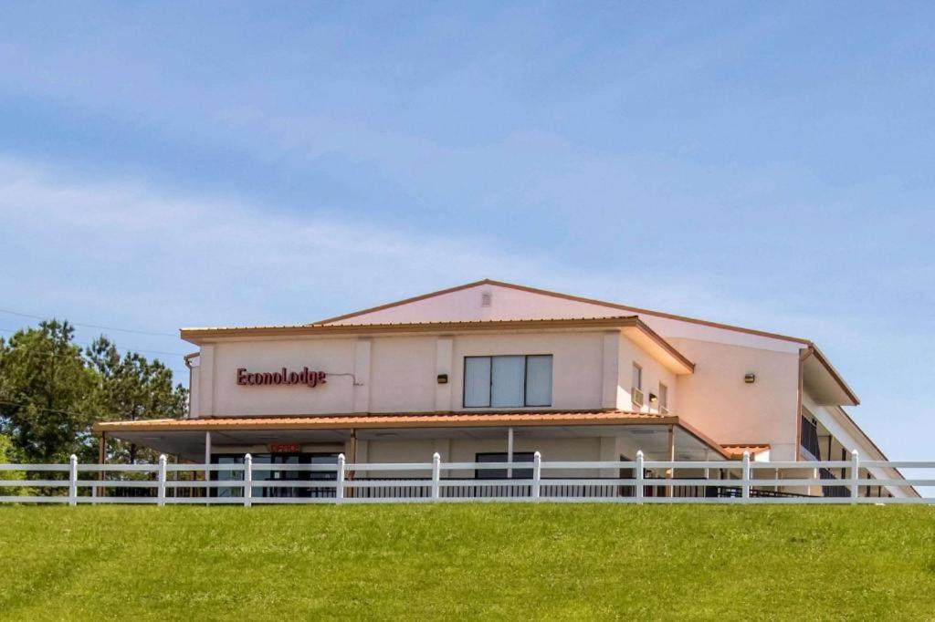 Econo Lodge Crestview Bagian luar foto