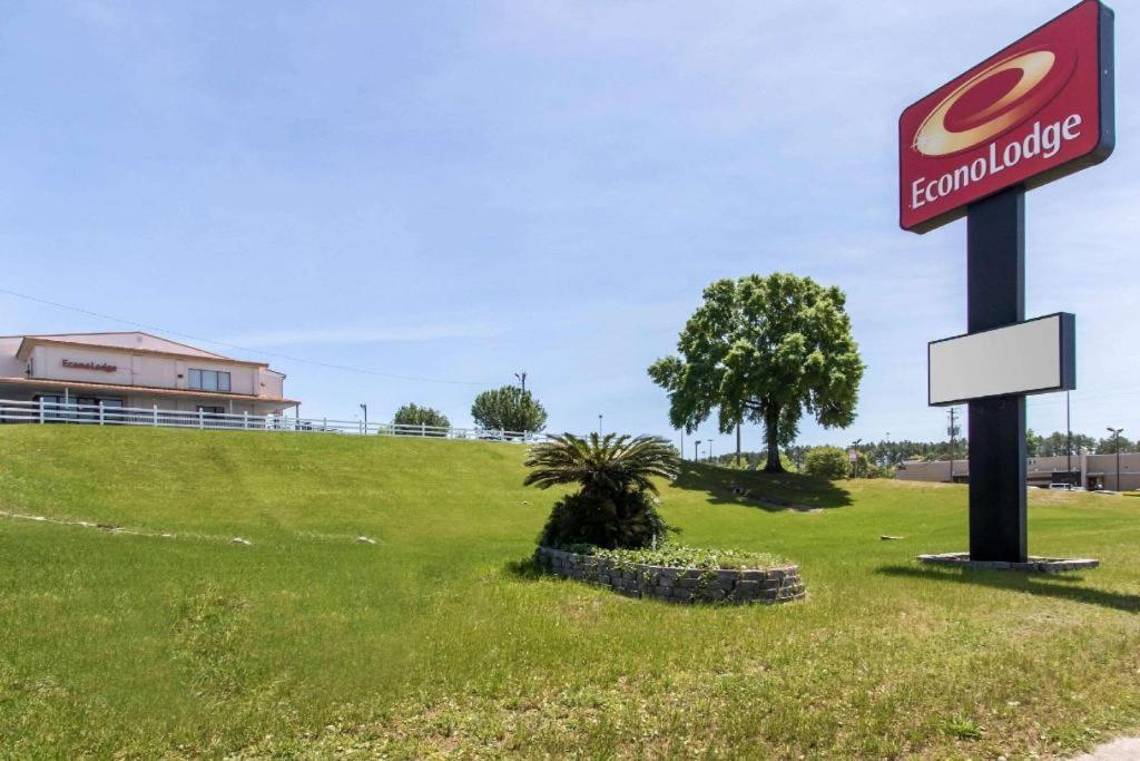 Econo Lodge Crestview Bagian luar foto